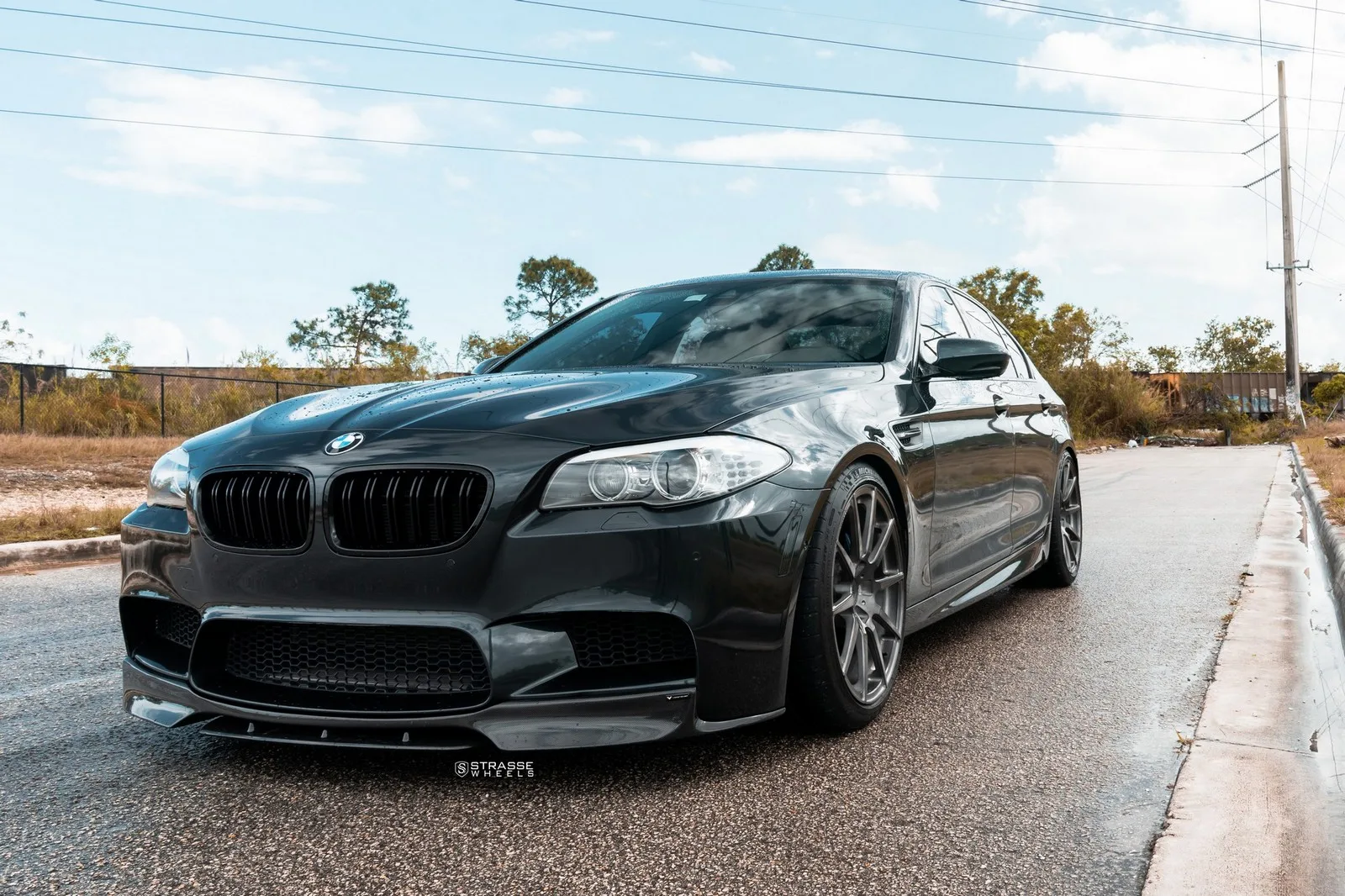 Strasse R10 Deep Concave Monoblocks on BMW M5 F10.1, photo 3