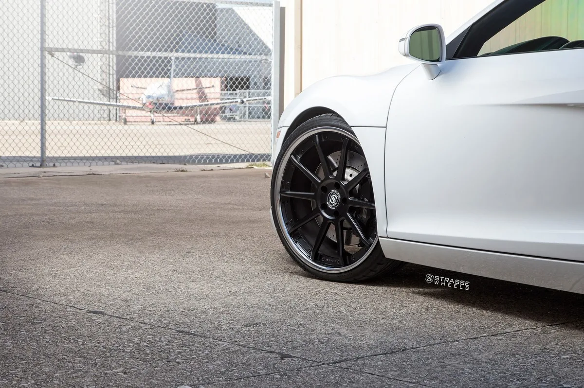Strasse R10 Deep Concave Series on Audi R8 Type 42.1, photo 3