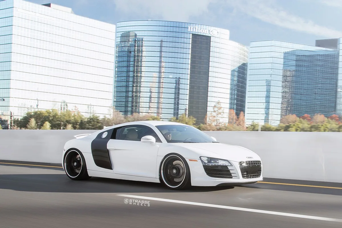 Strasse R10 Deep Concave Series on Audi R8 Type 42.1, photo 6