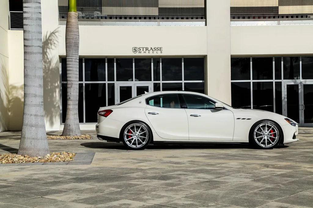 Strasse R10 Deep Concave on Maserati Ghibli Third Gen.1, photo 11