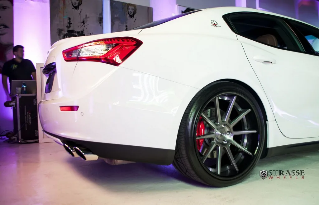 Strasse R10 Deep Concave on Maserati Ghibli Third Gen.2, photo 9