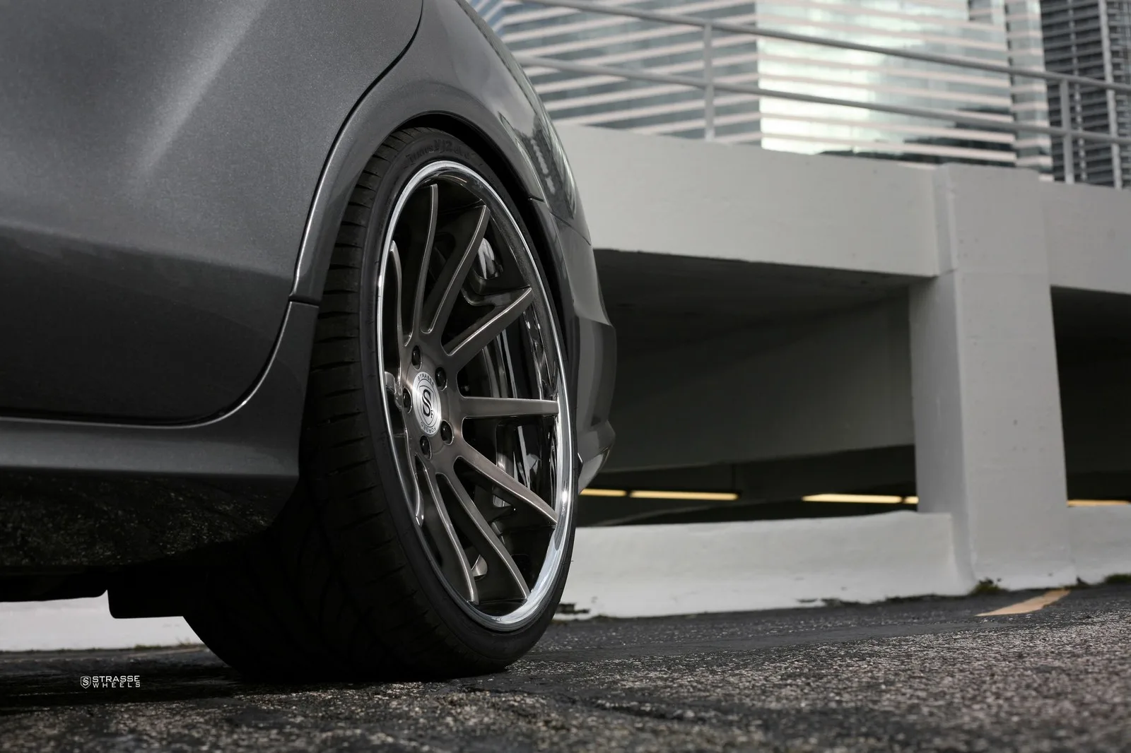 Strasse R10 Deep Concave on Mercedes-Benz CLS C218.2, photo 7