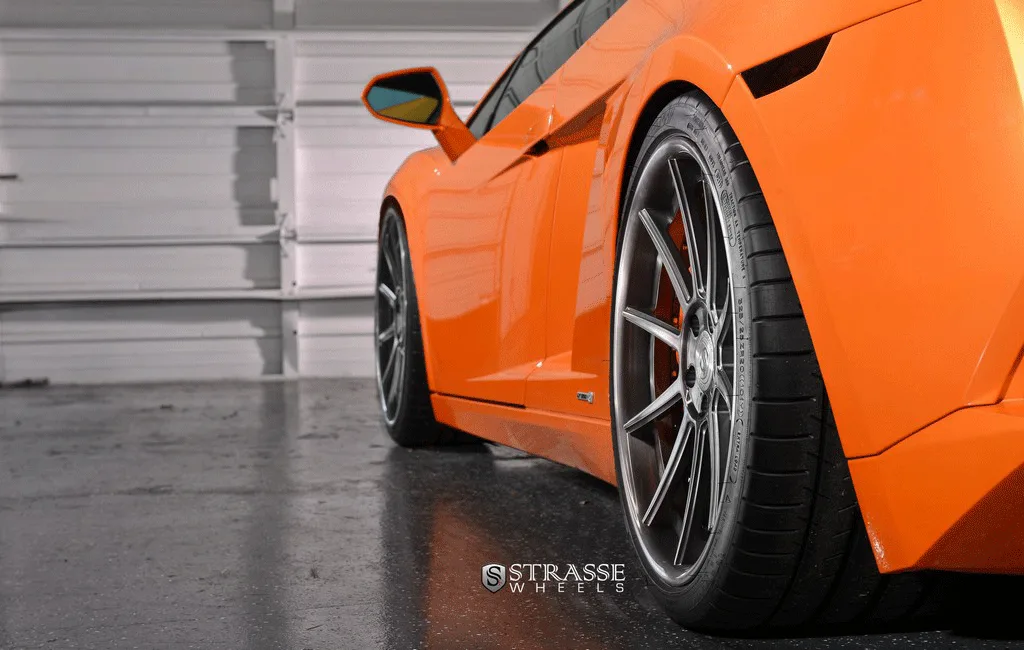 Strasse R10 Deep Concave on Lamborghini Gallardo LP560-4, photo 9