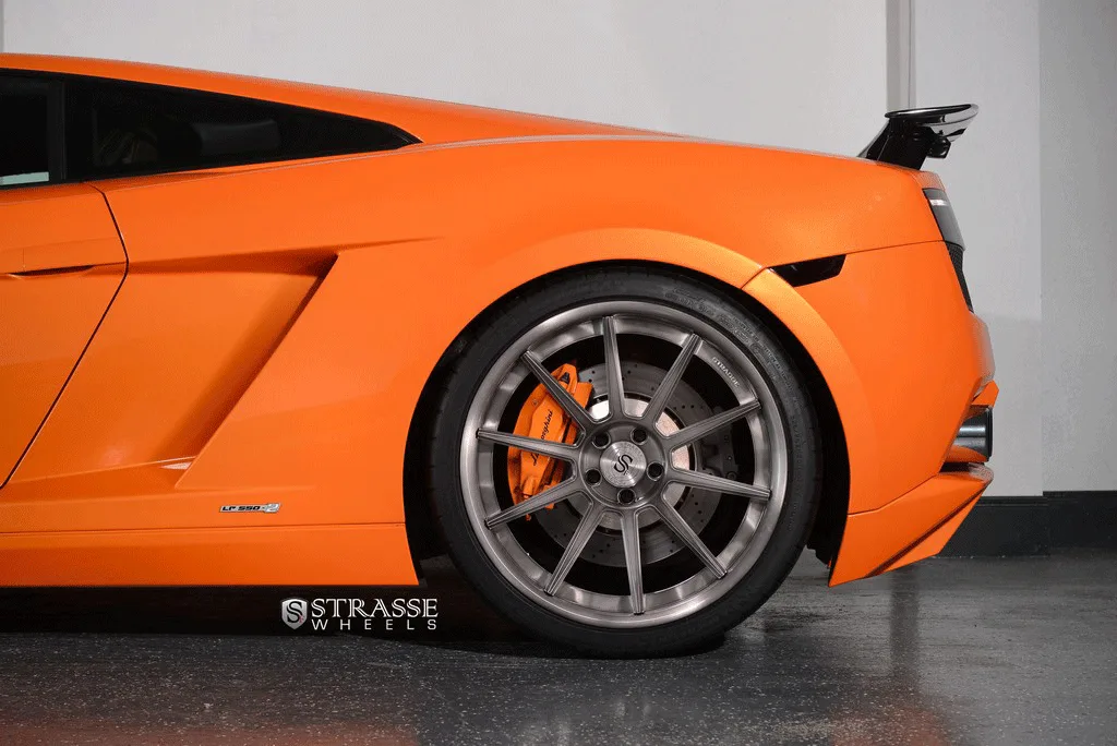 Strasse R10 Deep Concave on Lamborghini Gallardo LP560-4, photo 8