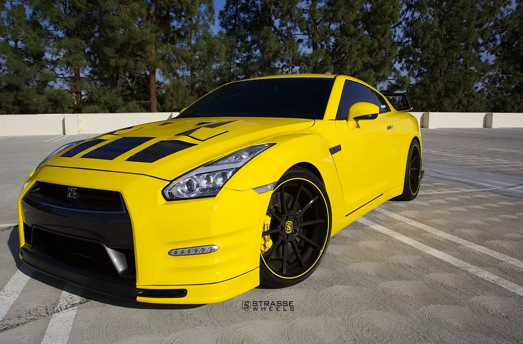 Strasse R10 Deep Concave on Nissan GT-R R35.1, photo 2