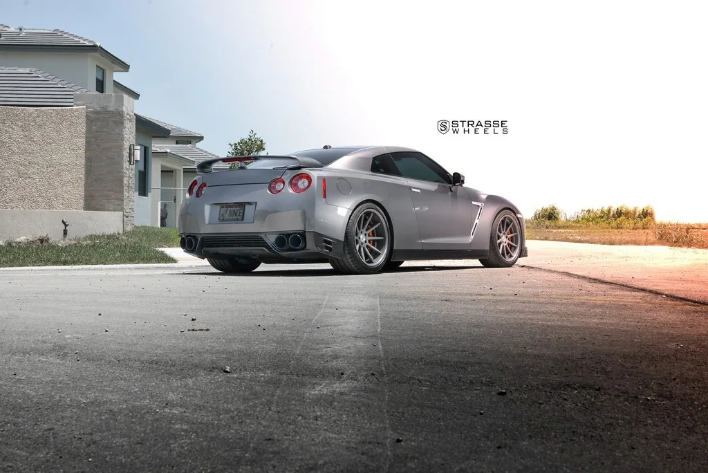 Strasse R10 Deep Concave on Nissan GT-R R35.2, photo 8