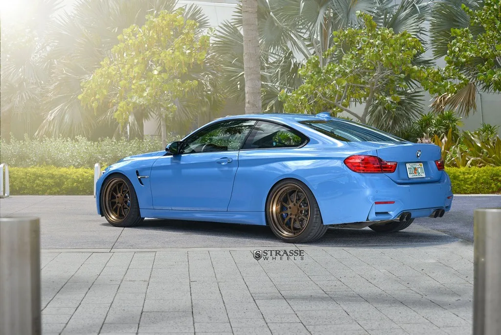 Strasse R10 Performance Series SM on BMW M4 F82.2