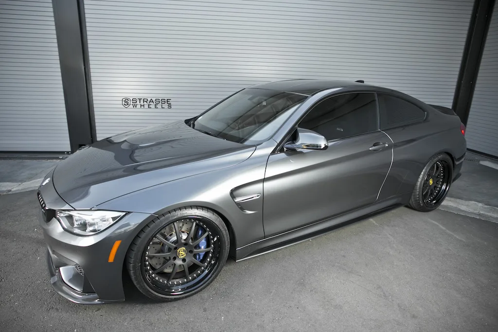 Strasse R10 Performance Series on BMW M4 F82.2