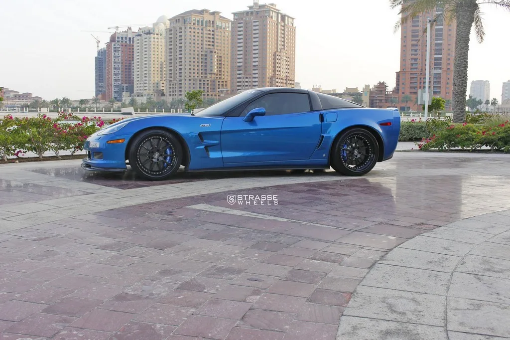 Strasse R10 Performance Series on Chevrolet Corvette C6, photo 6