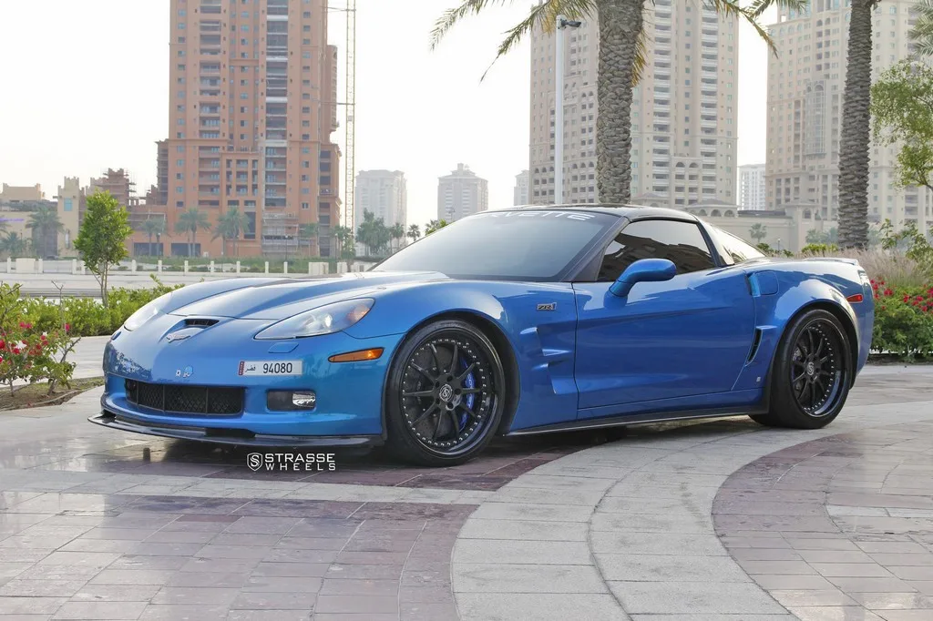 Strasse R10 Performance Series on Chevrolet Corvette C6, photo 2