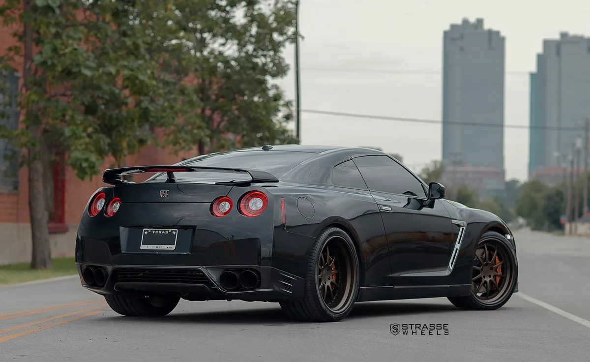 Strasse R10 Performance Series on Nissan GT-R R35.1, photo 9