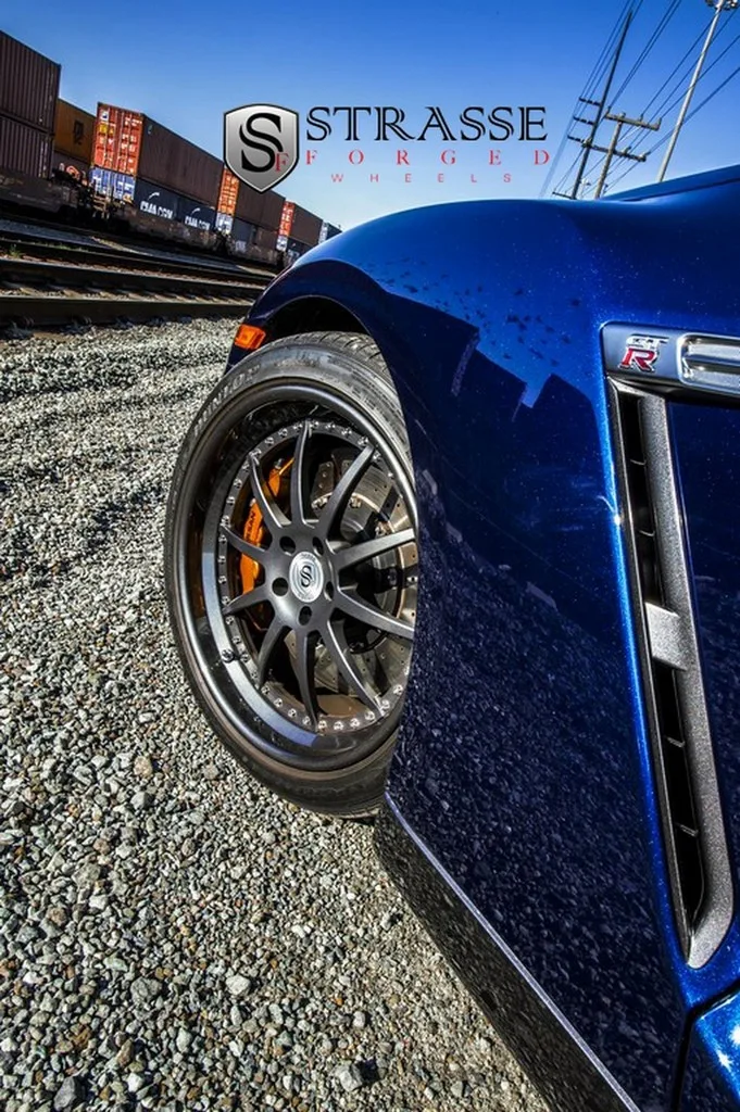 Strasse R10 Performance on Nissan GT-R R35.1, photo 3