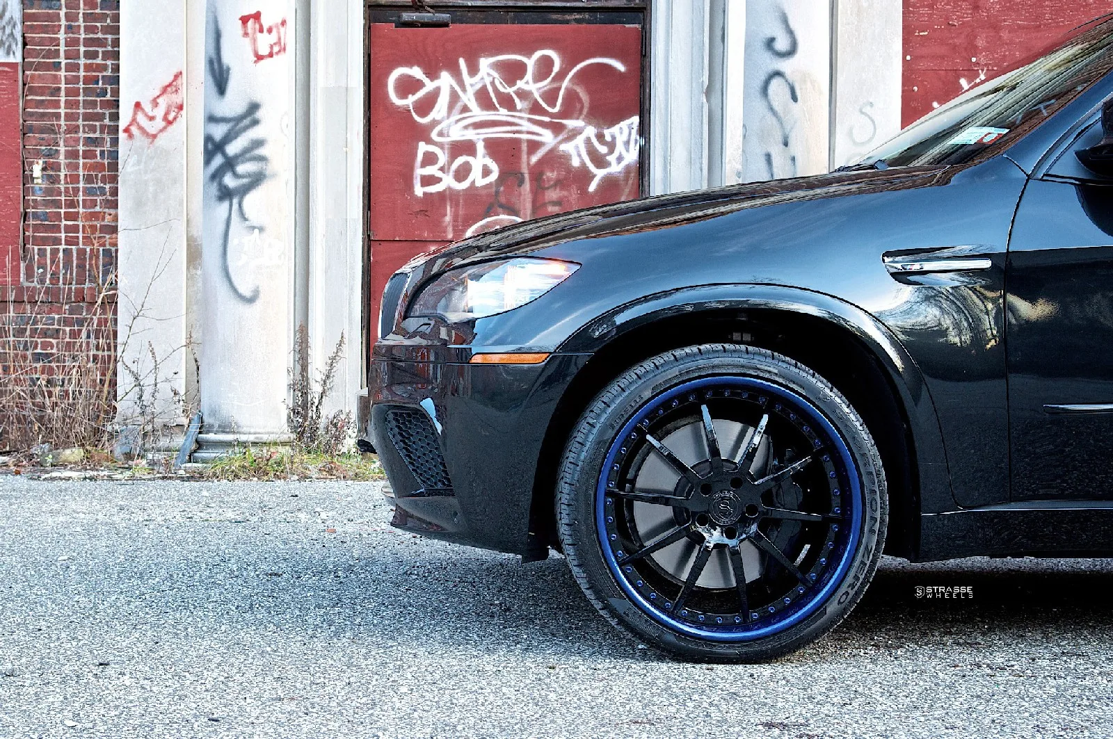 Strasse R10 Signature Series on BMW X5 M E70.2, photo 3