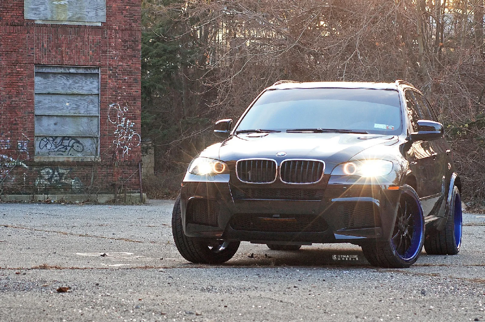 Strasse R10 Signature Series on BMW X5 M E70.2, photo 10