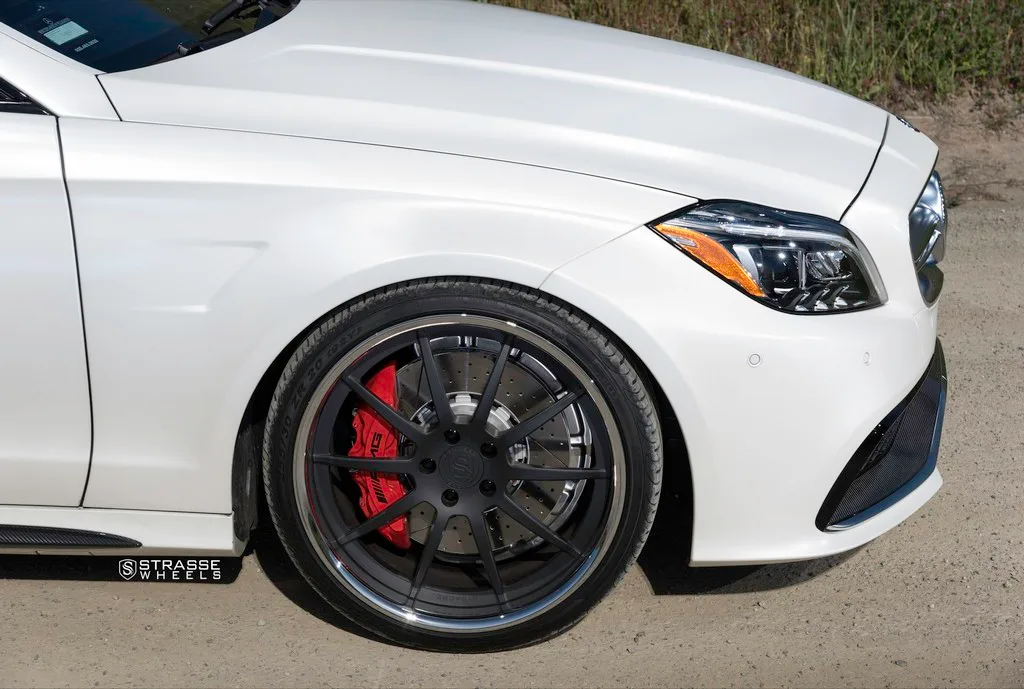 Strasse R10 Signature Series on Mercedes-Benz CLS C218.2, photo 6