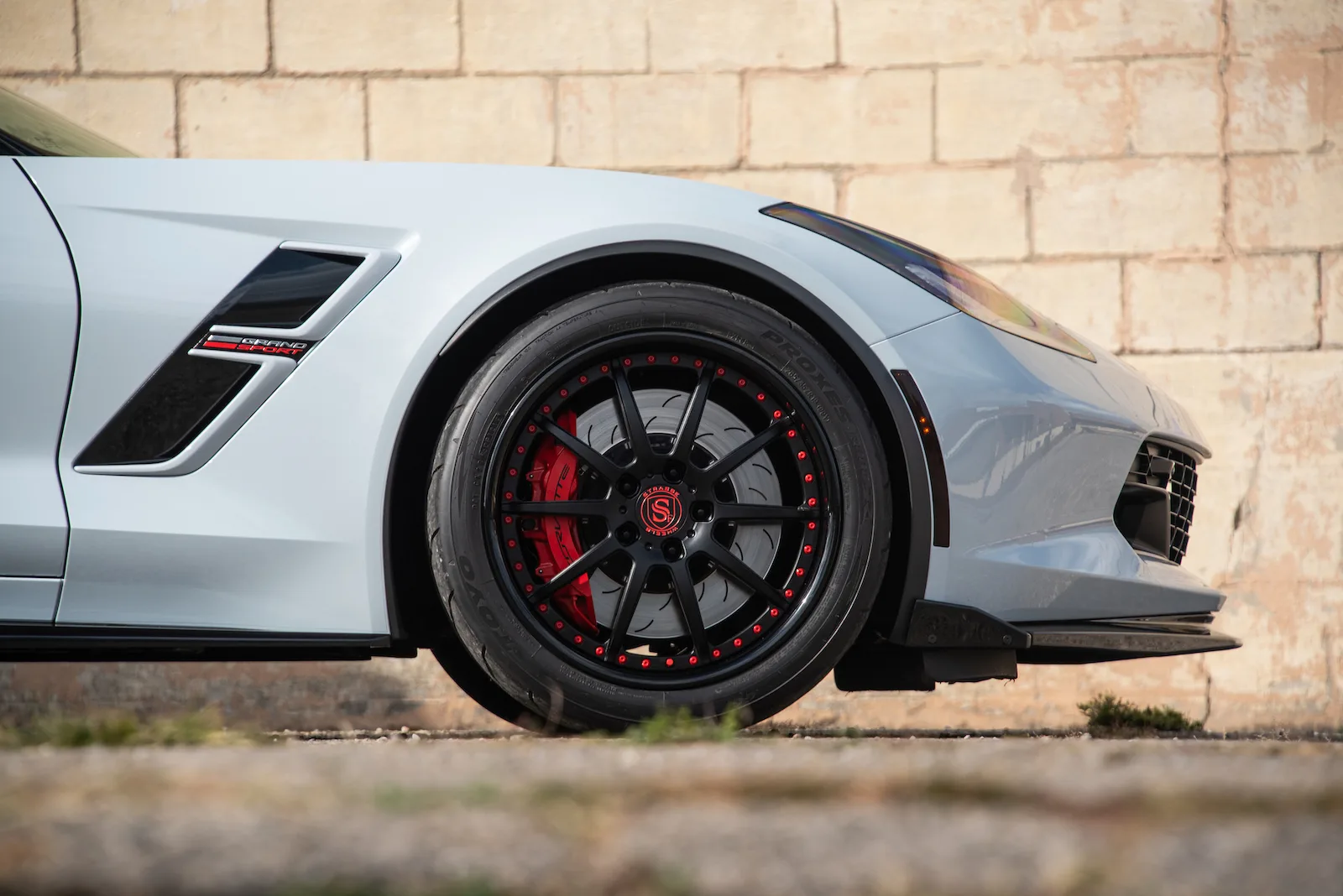 Strasse R10 Signature Series on Chevrolet Corvette C7, photo 12