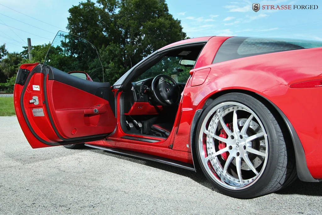 Strasse R10 Signature Series on Chevrolet Corvette C6, photo 7