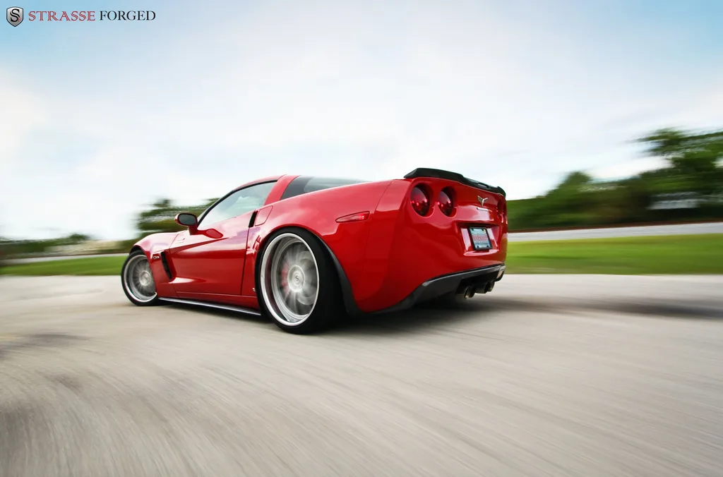 Strasse R10 Signature Series on Chevrolet Corvette C6, photo 4