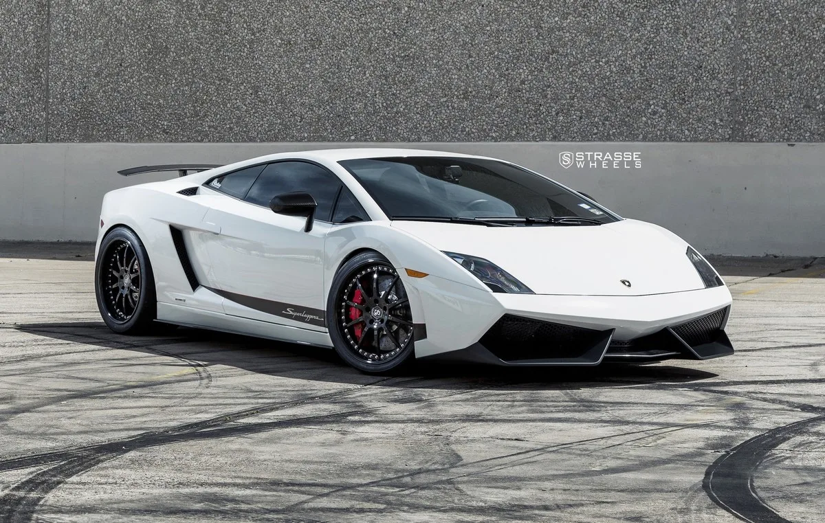 Strasse R10 Signature Series on Lamborghini Gallardo LP560-4