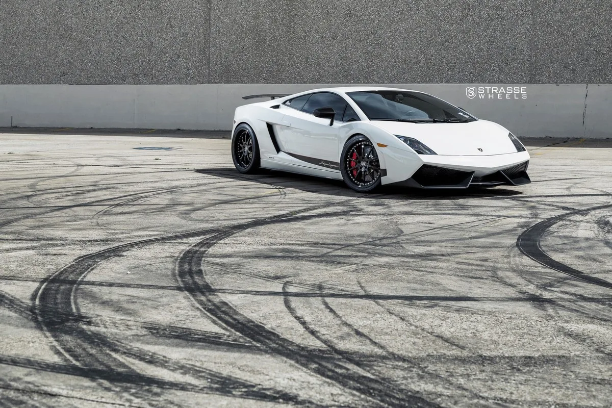 Strasse R10 Signature Series on Lamborghini Gallardo LP560-4, photo 2
