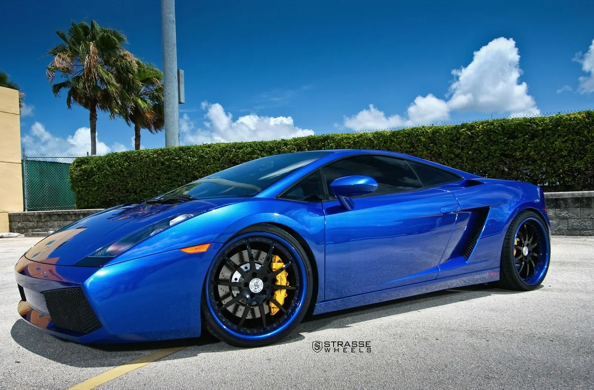 Strasse R10 Signature Series on Lamborghini Gallardo (2003)