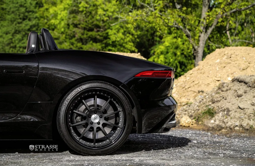 Strasse R10 Signature Series on Jaguar F-TYPE X152.1, photo 10