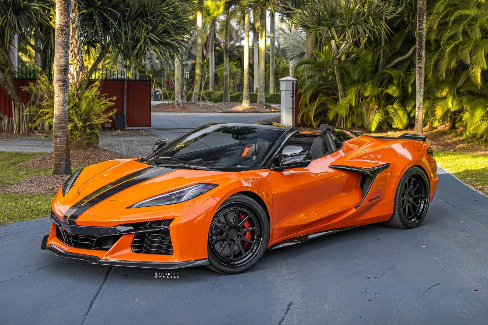 Strasse R10 Track Series on Chevrolet Corvette C8, photo 7