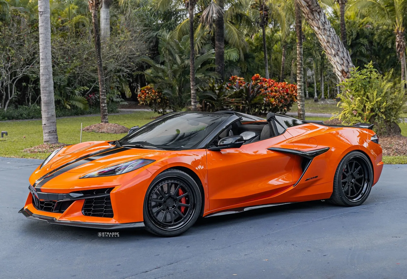 Strasse R10 Track Series on Chevrolet Corvette C8, photo 11