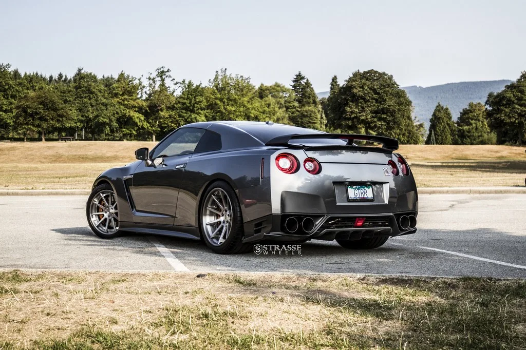 Strasse R10 on Nissan GT-R R35.1, photo 10