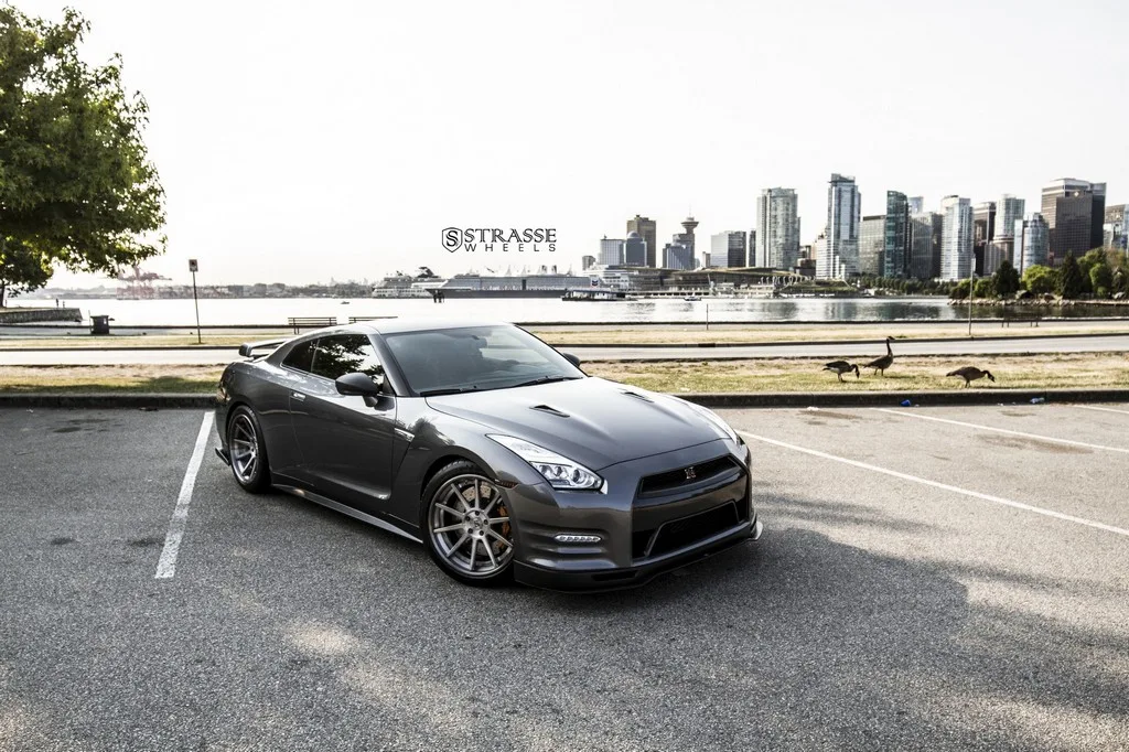 Strasse R10 on Nissan GT-R R35.1, photo 3