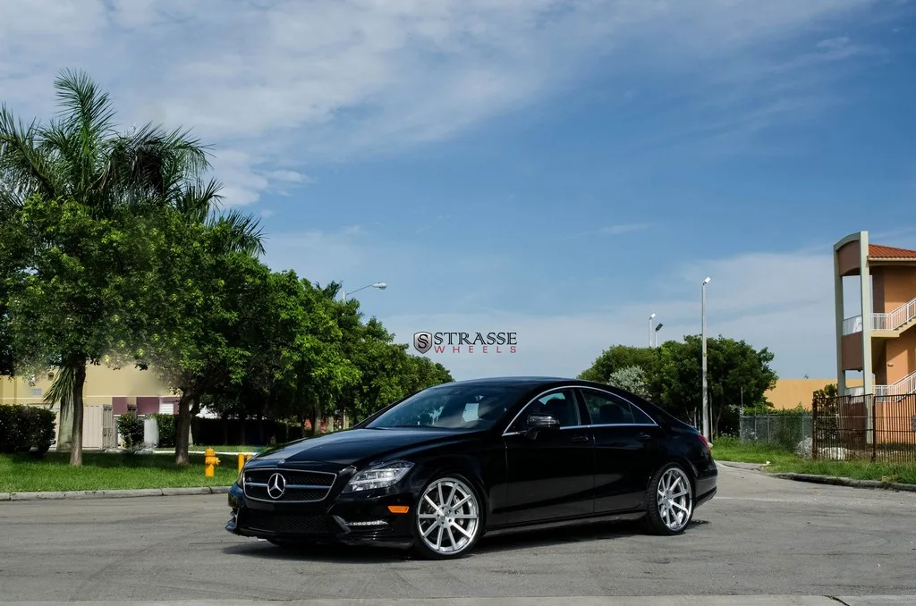 Strasse S10 Deep Concave on Mercedes-Benz CLS C218.2