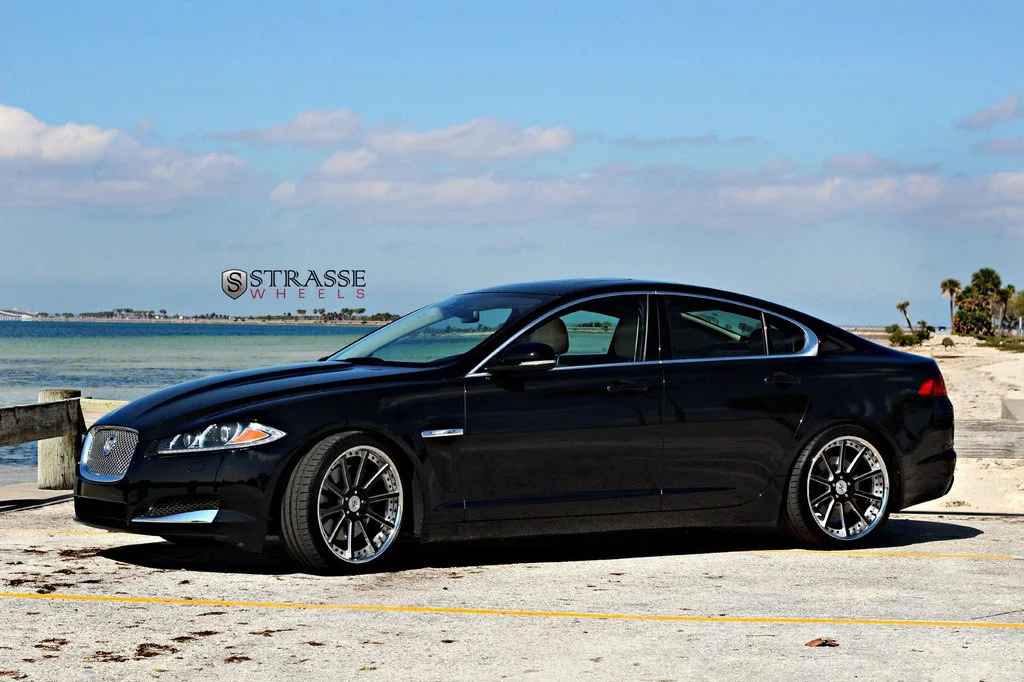 Strasse S10 Deep Concave on Jaguar XF X250.2, photo 5