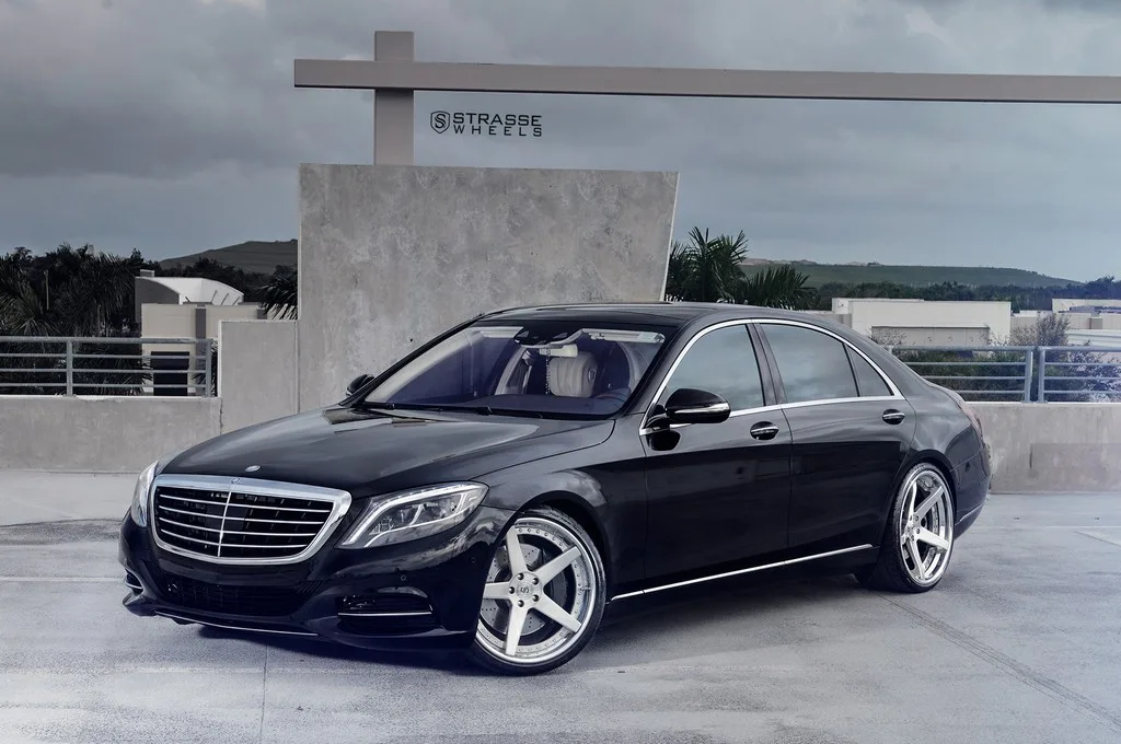 Strasse S5 Deep Concave SC on Mercedes-Benz S-Class W222.1
