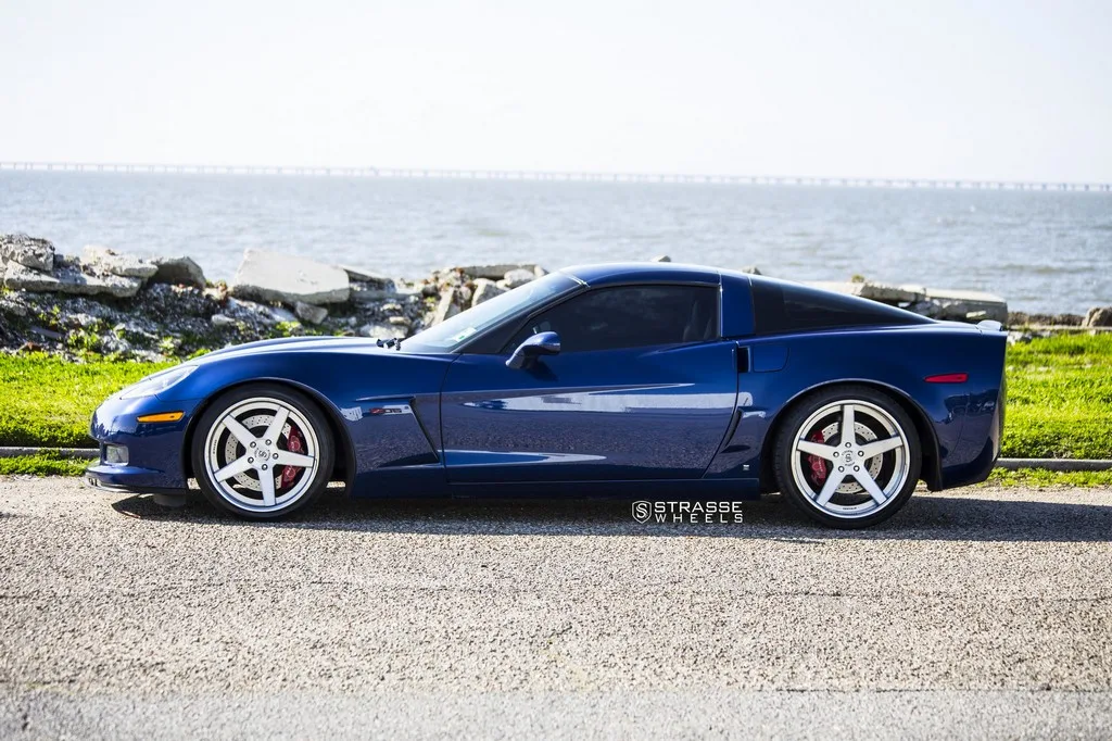 Strasse S5 Deep Concave Series on Chevrolet Corvette C6, photo 4