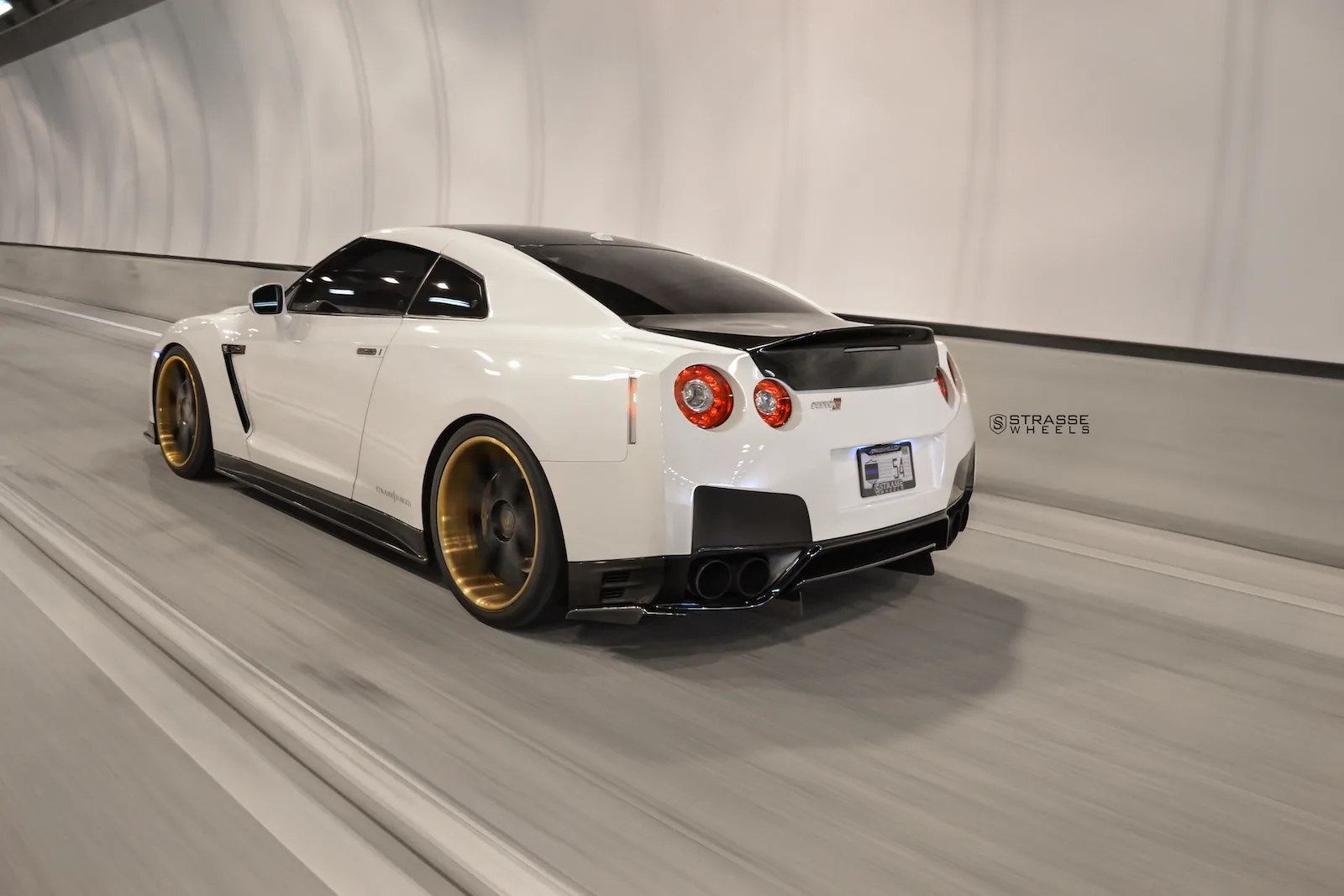 Strasse S5 Deep Concave on Nissan GT-R R35.1, photo 10