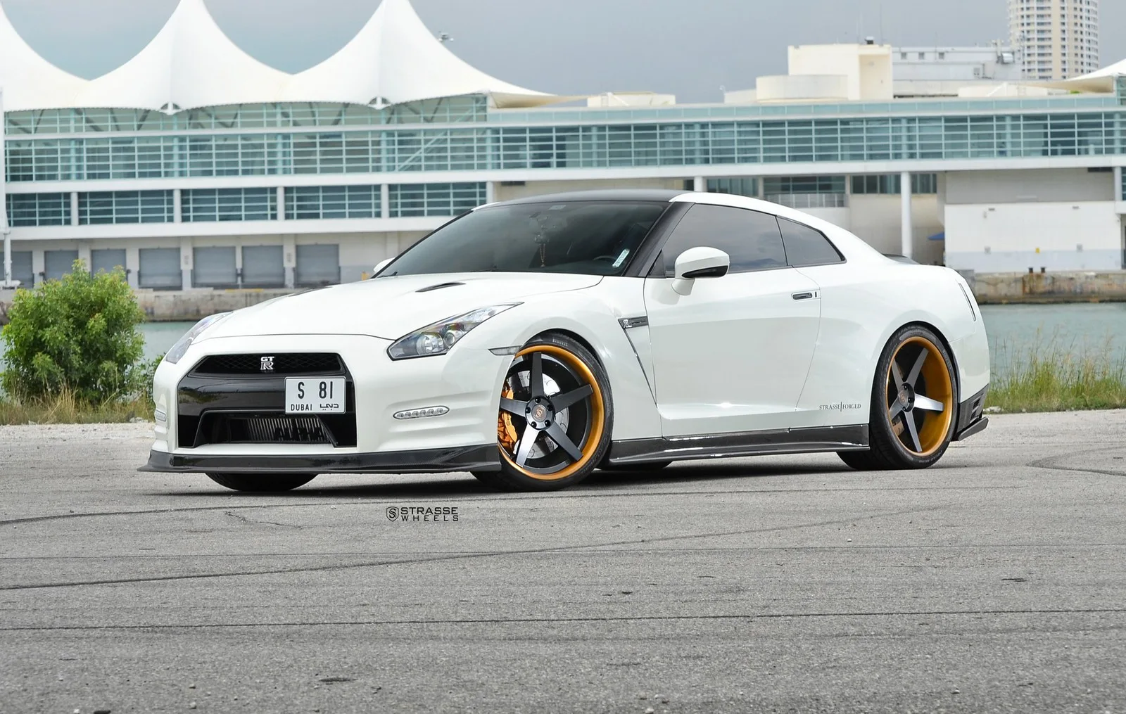 Strasse S5 Deep Concave on Nissan GT-R R35.1, photo 4