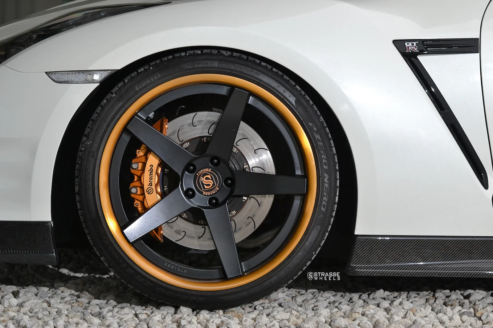 Strasse S5 Deep Concave on Nissan GT-R R35.1, photo 2