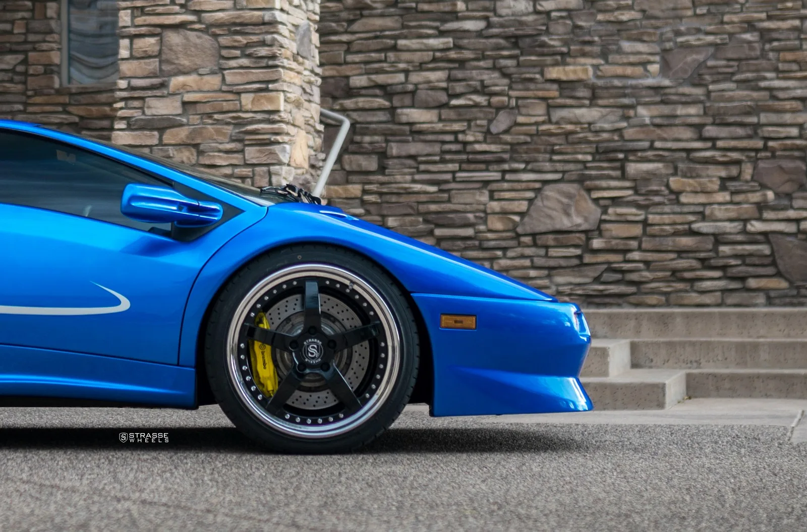 Strasse S5 Performance Series on Lamborghini Diablo (1990), photo 9