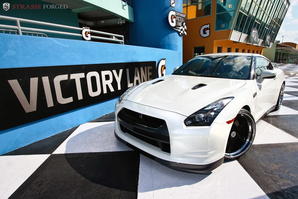 Strasse S5 Performance Series on Nissan GT-R R35.1, photo 12