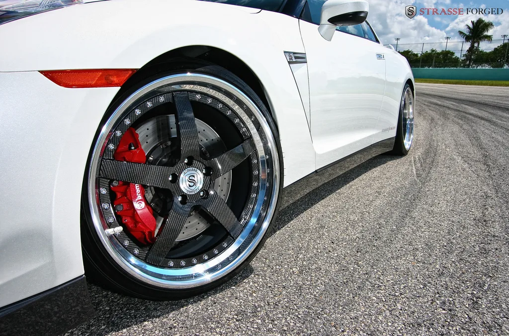 Strasse S5 Performance Series on Nissan GT-R R35.1, photo 5