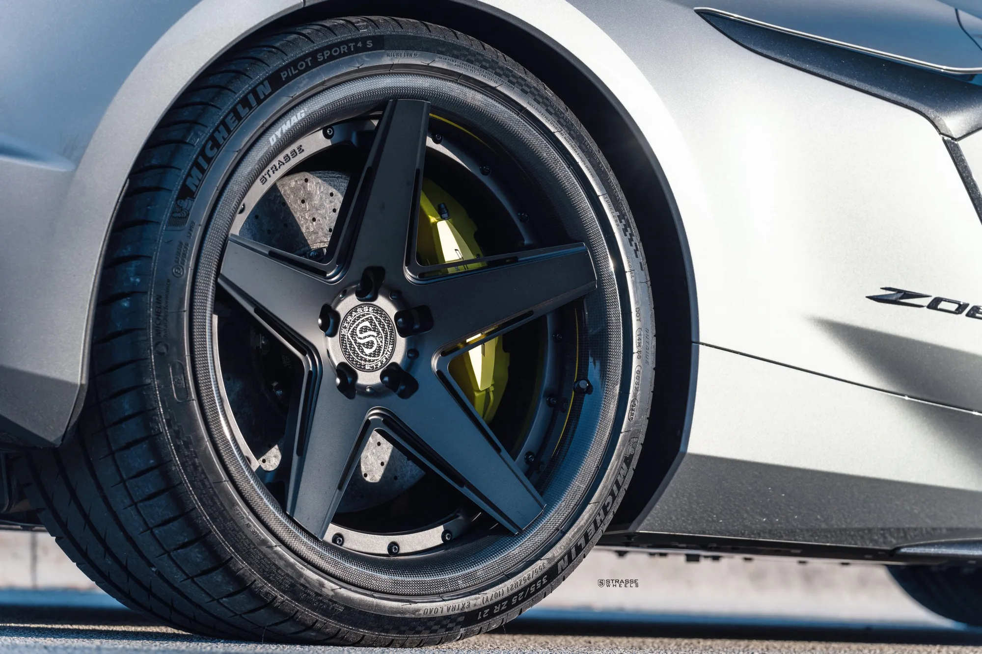 Strasse S5-RS Ultralight Carbon on Chevrolet Corvette C8, photo 12