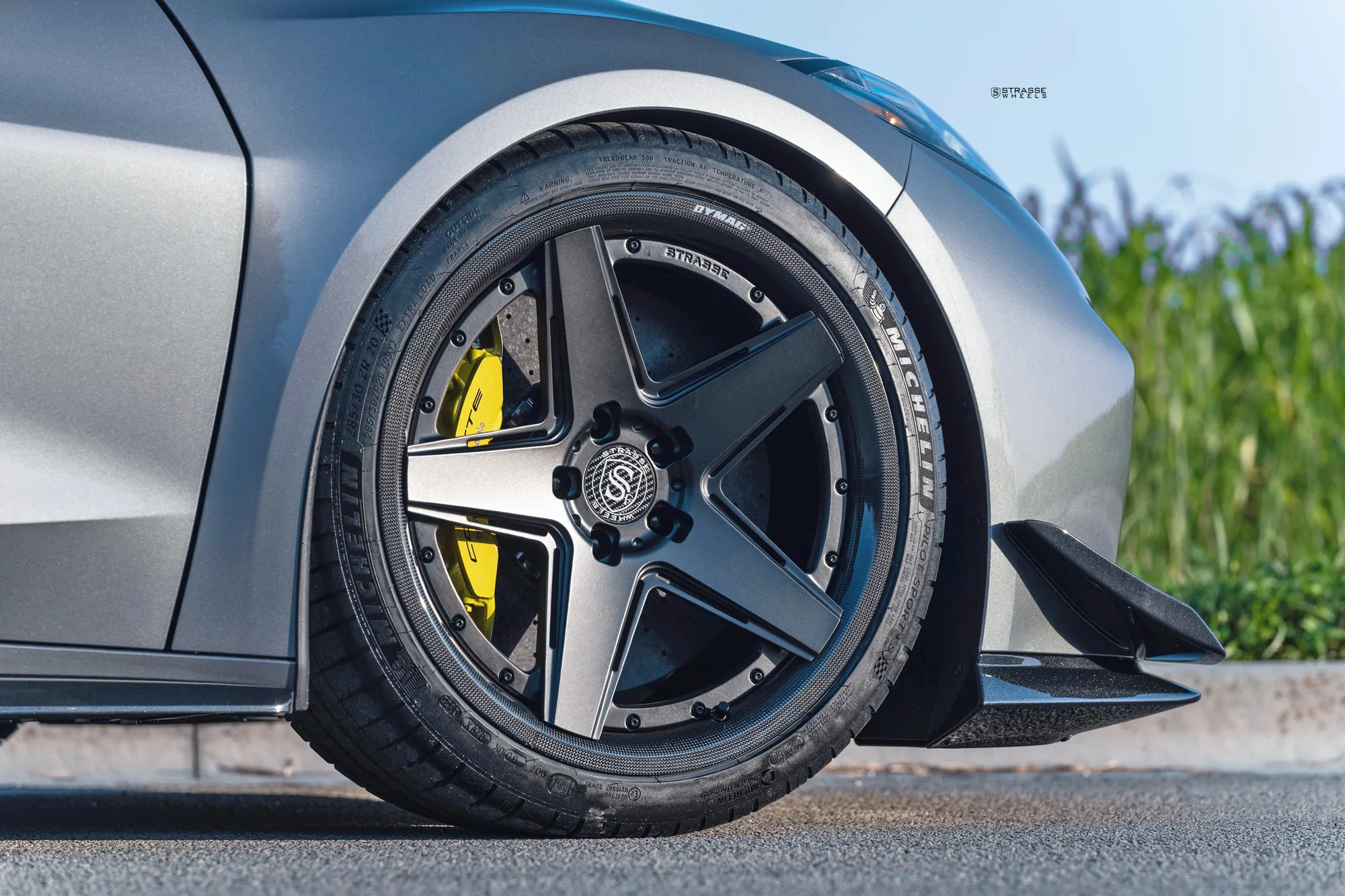 Strasse S5-RS Ultralight Carbon on Chevrolet Corvette C8, photo 4