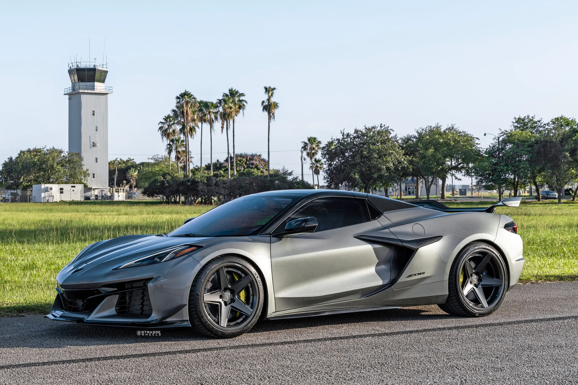 Strasse S5-RS Ultralight Carbon on Chevrolet Corvette C8, photo 8