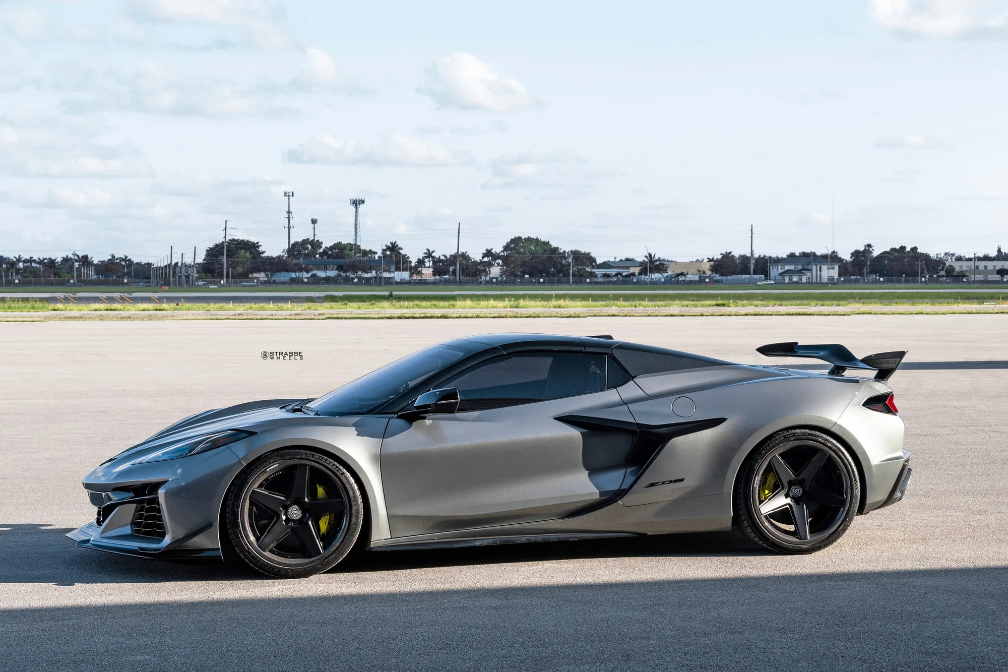 Strasse S5-RS Ultralight Carbon on Chevrolet Corvette C8, photo 6