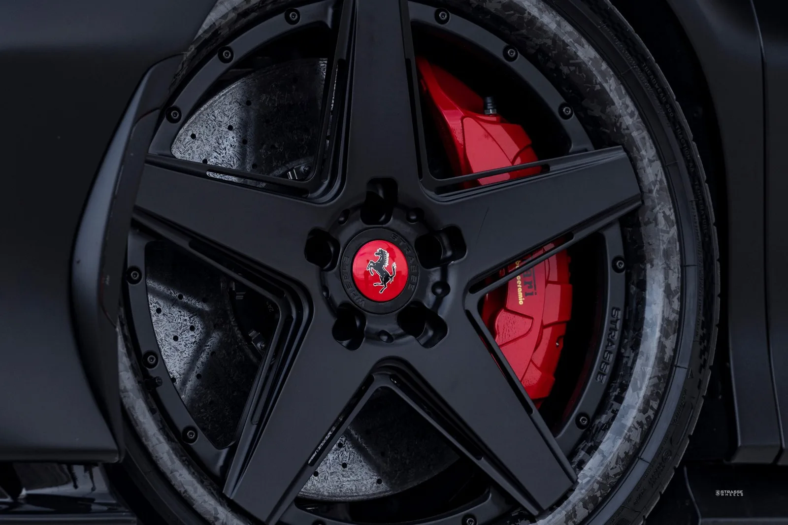 Strasse S5-RS Ultralight Forged Carbon Series on Ferrari SF90 F173, photo 3