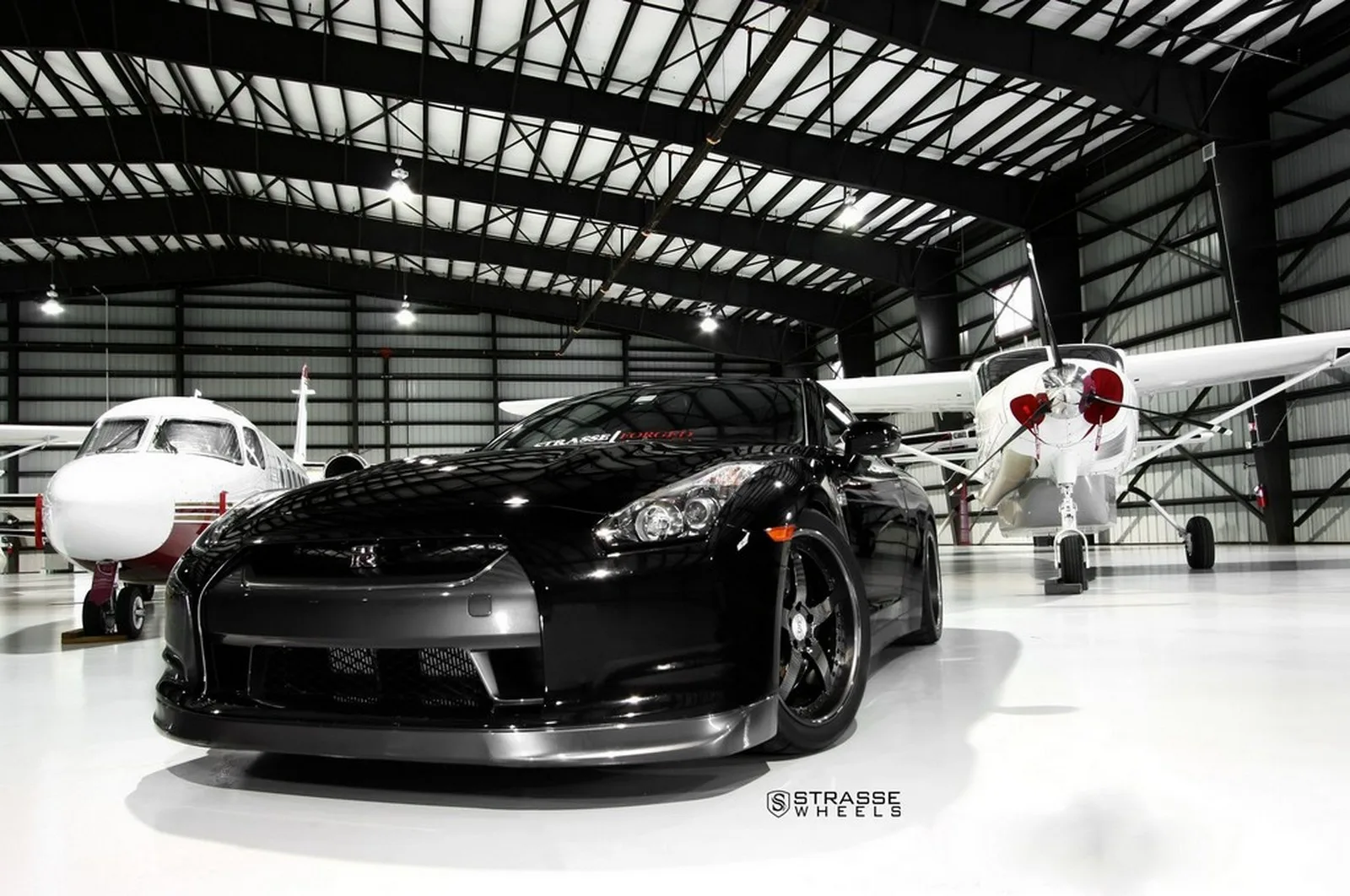 Strasse S5 Signature Series on Nissan GT-R R35.1, photo 11