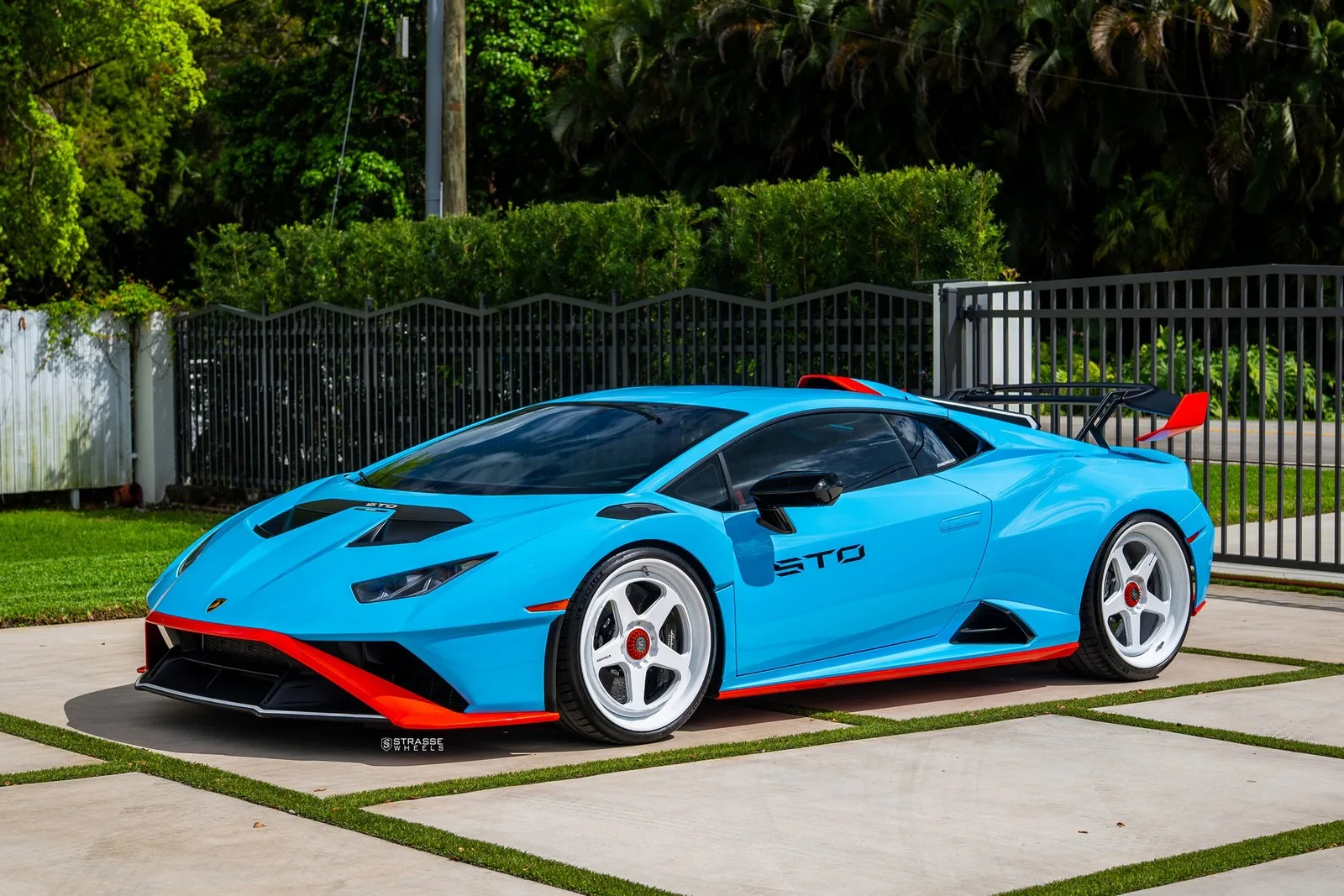 Strasse S5 Track Series on Lamborghini Huracan EVO, photo 3
