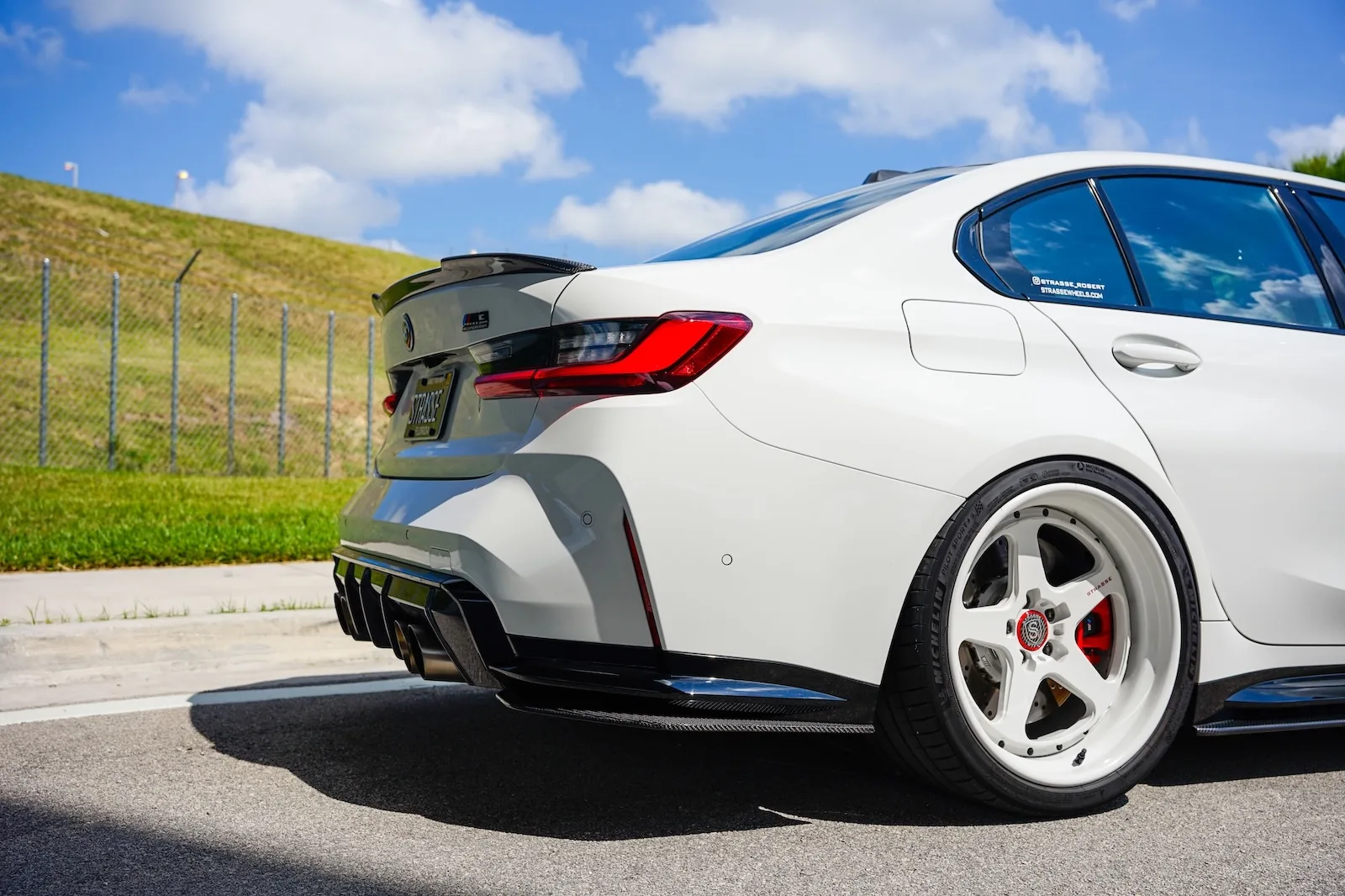 Strasse S5 Track Series on BMW M3 G80.1, photo 10