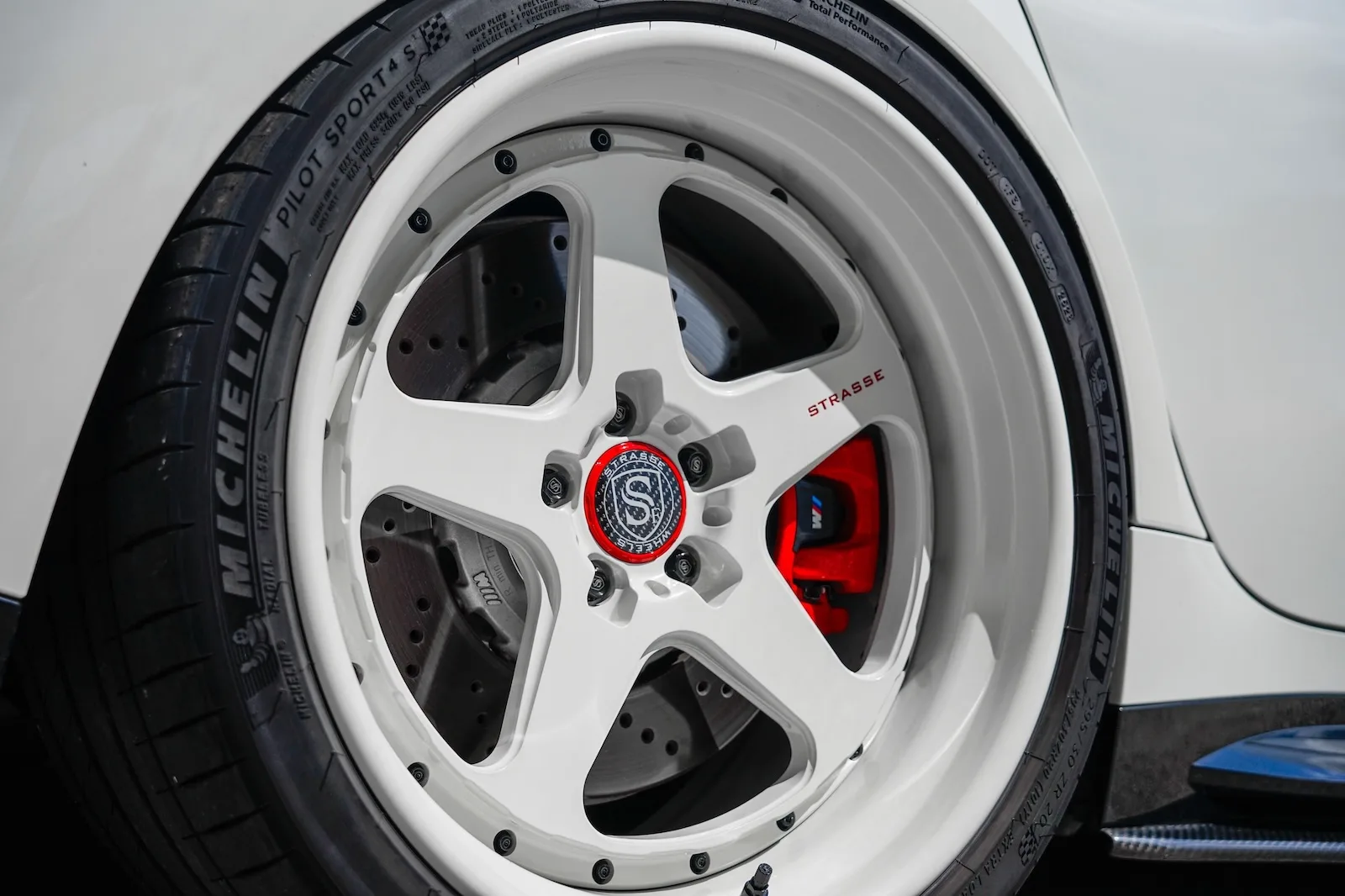 Strasse S5 Track Series on BMW M3 G80.1, photo 11