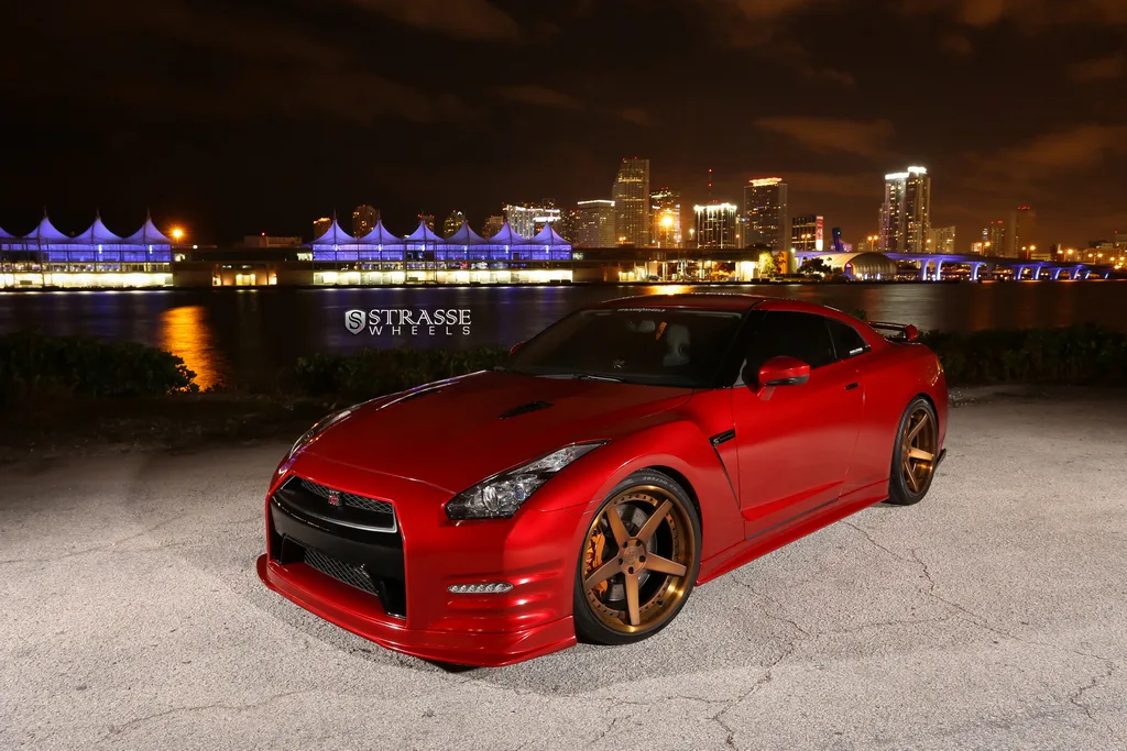 Strasse S5 on Nissan GT-R R35.1